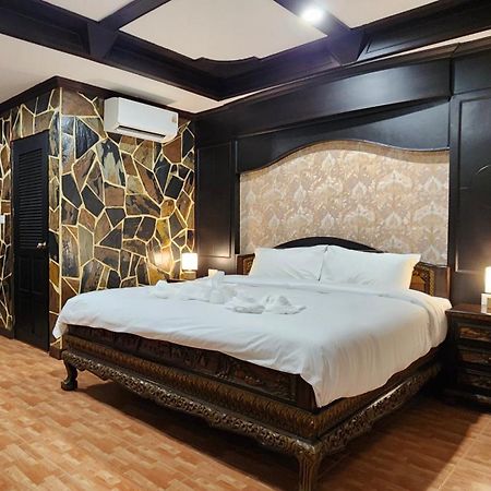 Arya Suites Patong Beach Dış mekan fotoğraf