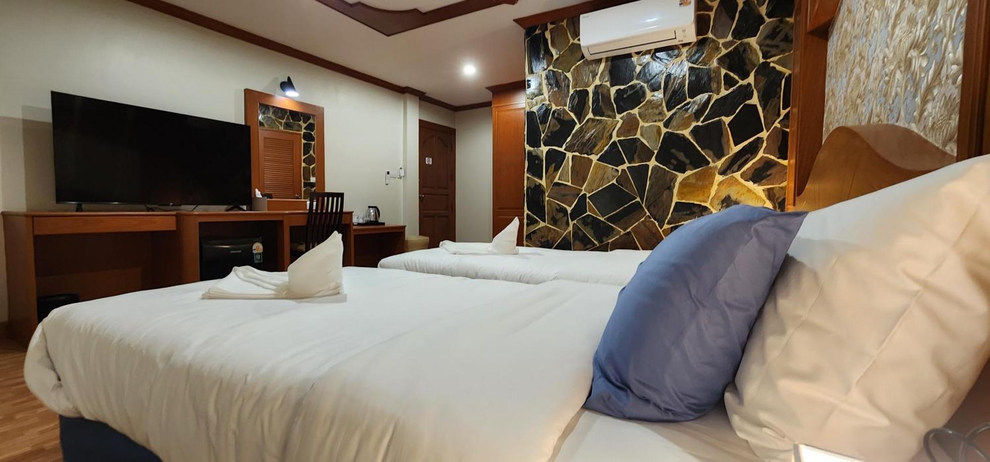 Arya Suites Patong Beach Dış mekan fotoğraf
