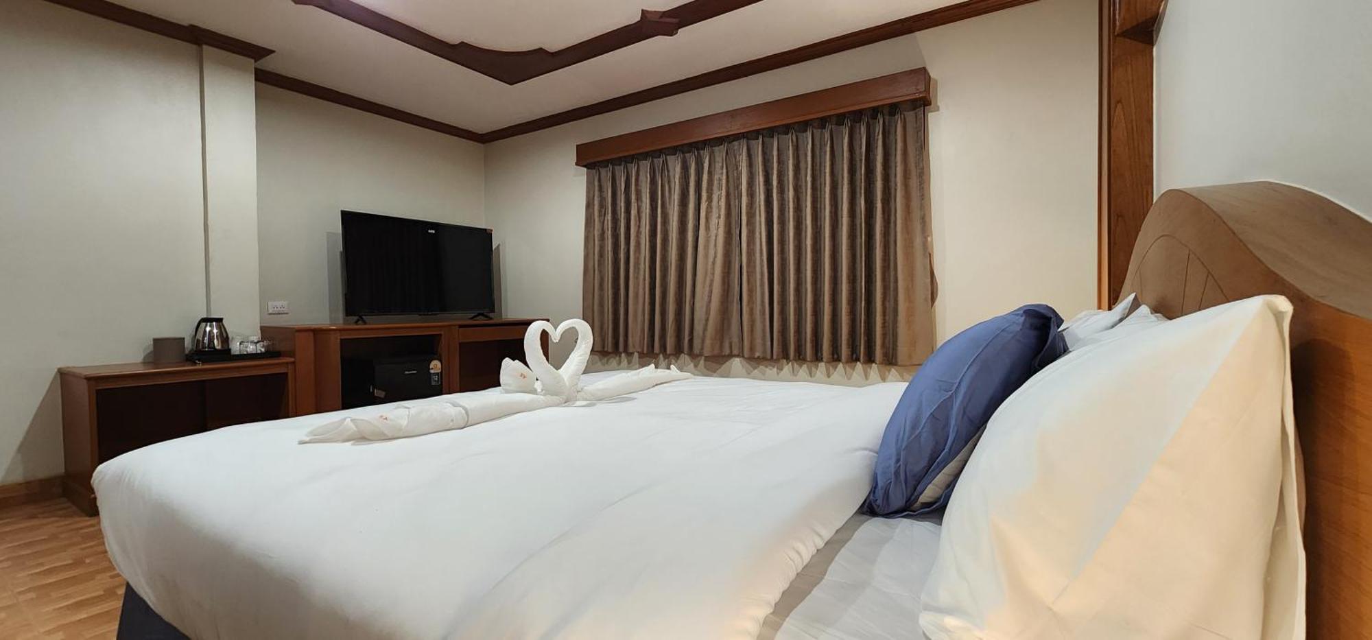 Arya Suites Patong Beach Dış mekan fotoğraf